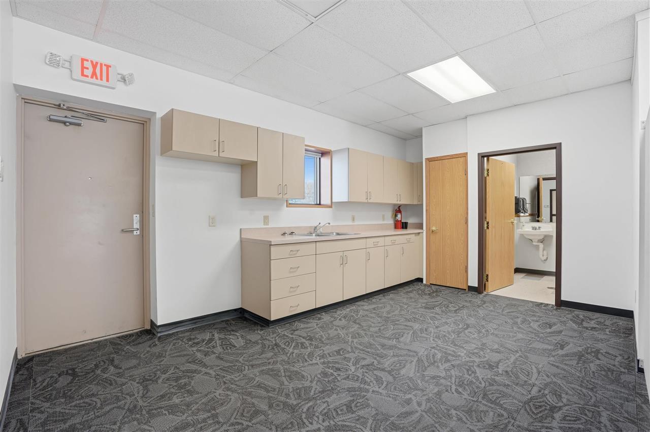 1621 E Washington Street Washington IA 52353