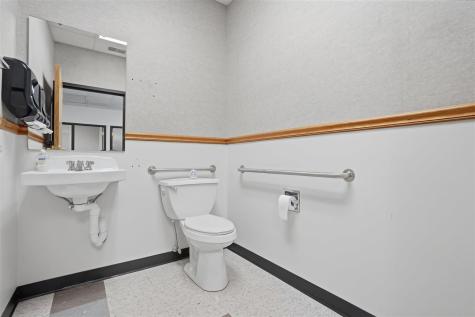 1621 E Washington Street Washington IA 52353
