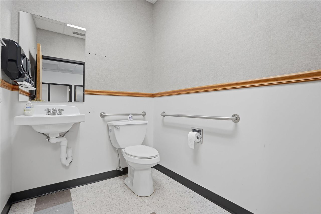 1621 E Washington Street Washington IA 52353