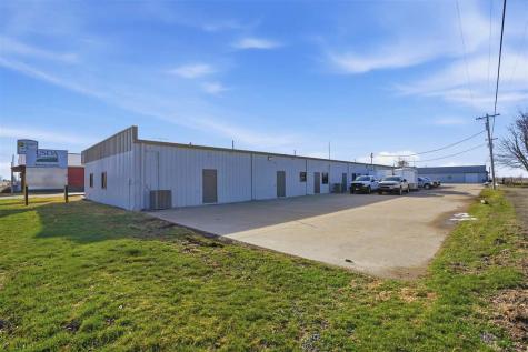 1621 E Washington Street Washington IA 52353