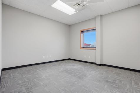1621 E Washington Street Washington IA 52353