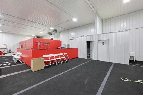 5315 Oakcrest Hill Road Hills IA 52235