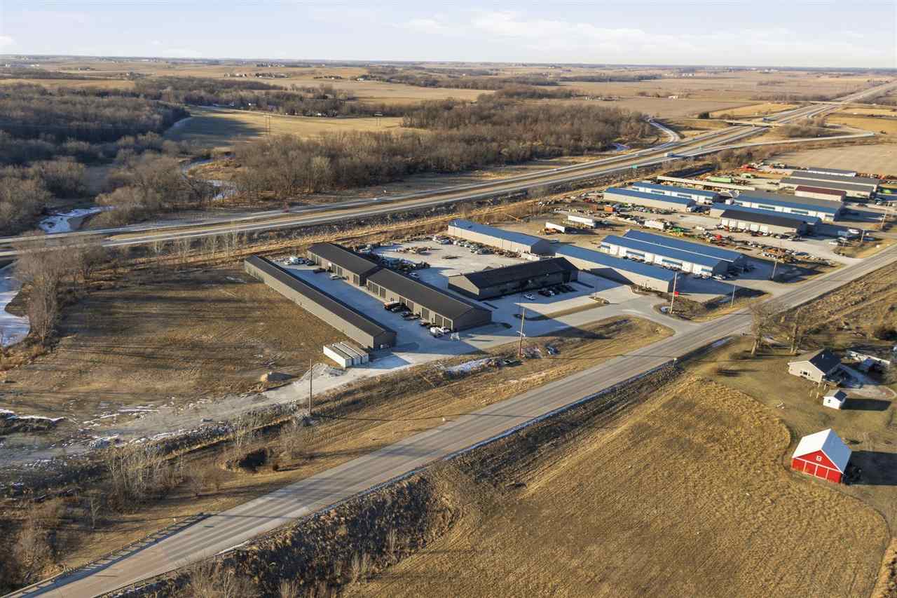 5315 Oakcrest Hill Road Hills IA 52235