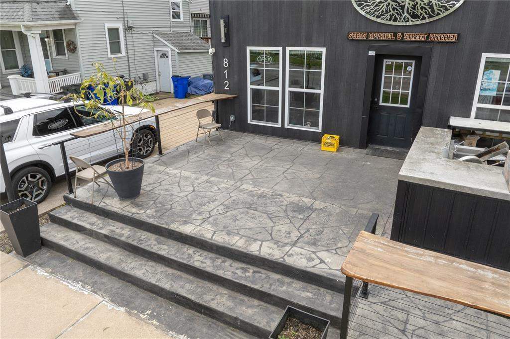 812 Ellis Boulevard NW Cedar Rapids IA 52405