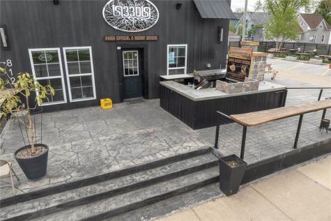 812 Ellis Boulevard NW Cedar Rapids IA 52405