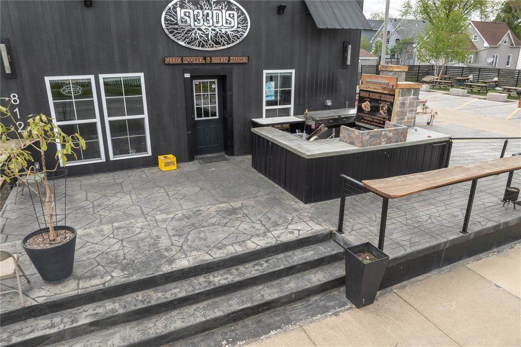 812 Ellis Boulevard NW Cedar Rapids IA 52405