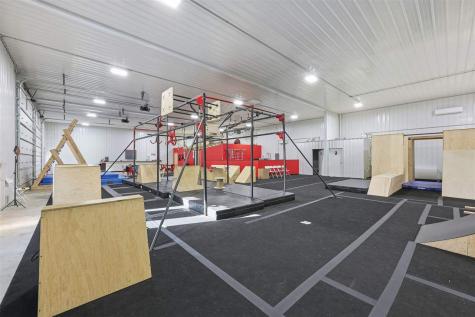 5315 Oakcrest Hill Road Hills IA 52235