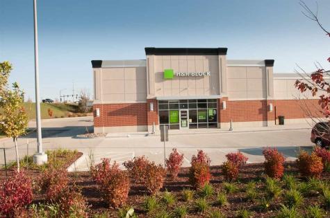 2300 Edgewood Road SW Cedar Rapids IA 52404