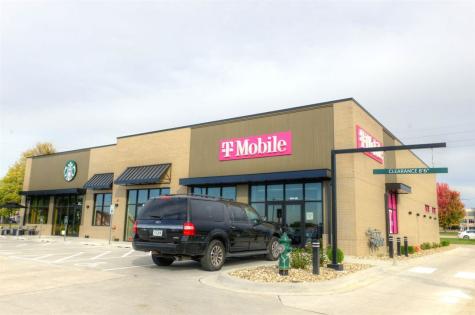 5425 NE Edgewood Road NE Cedar Rapids IA 52411