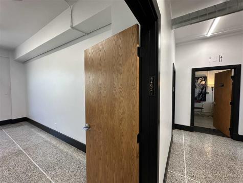 105 Iowa Avenue Iowa City IA 52240