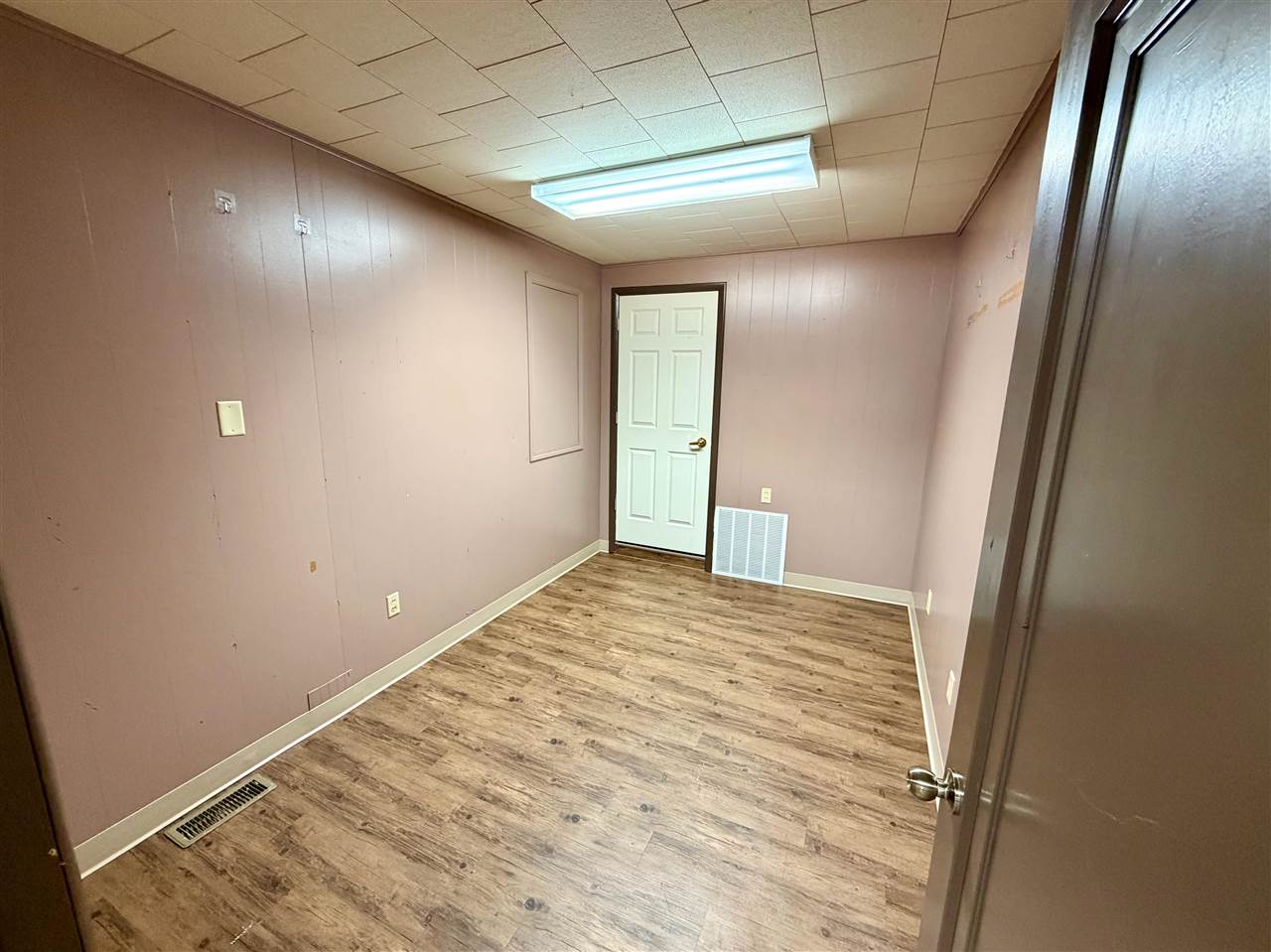 103 S Main Street North English IA 52316