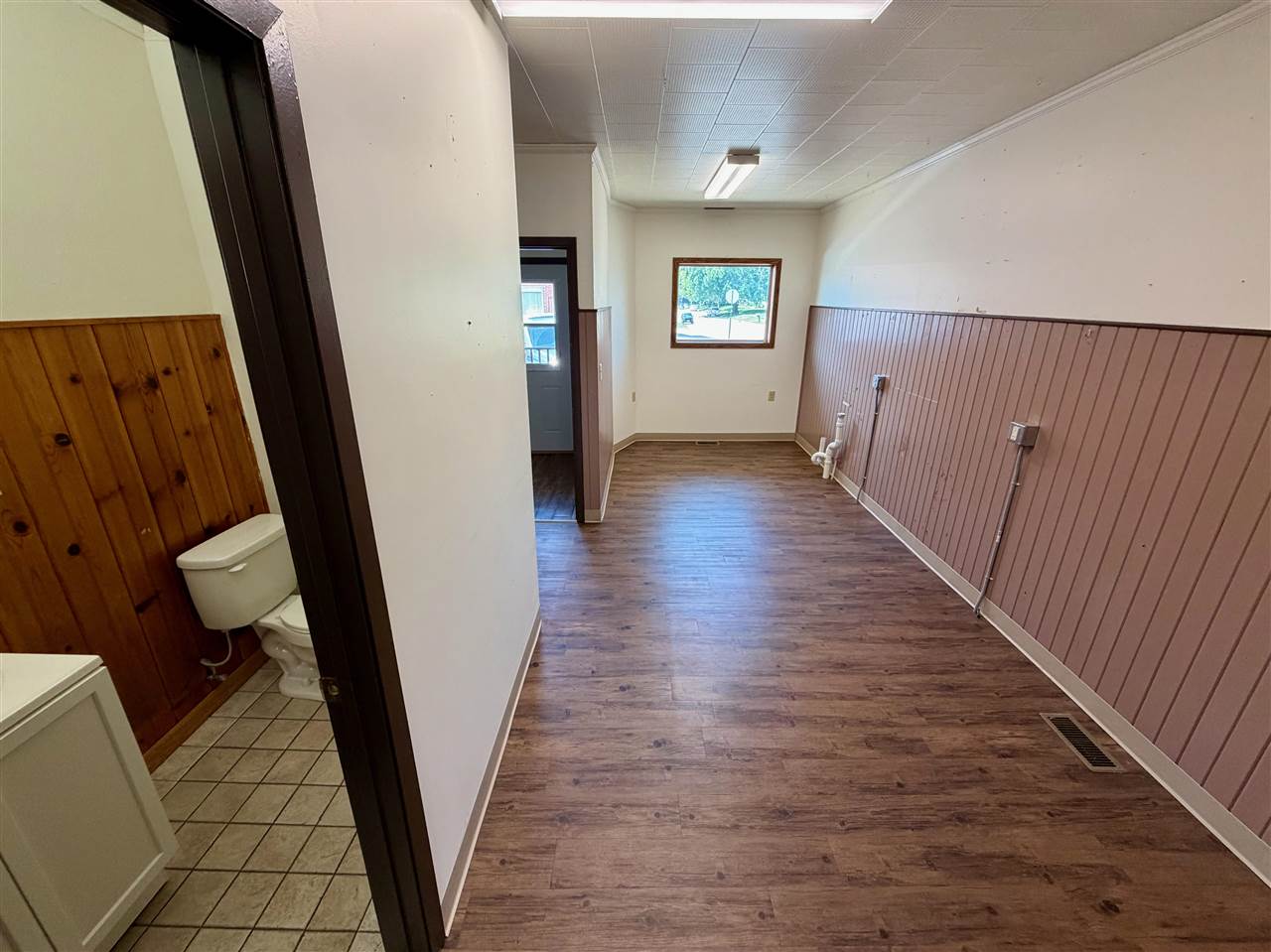103 S Main Street North English IA 52316