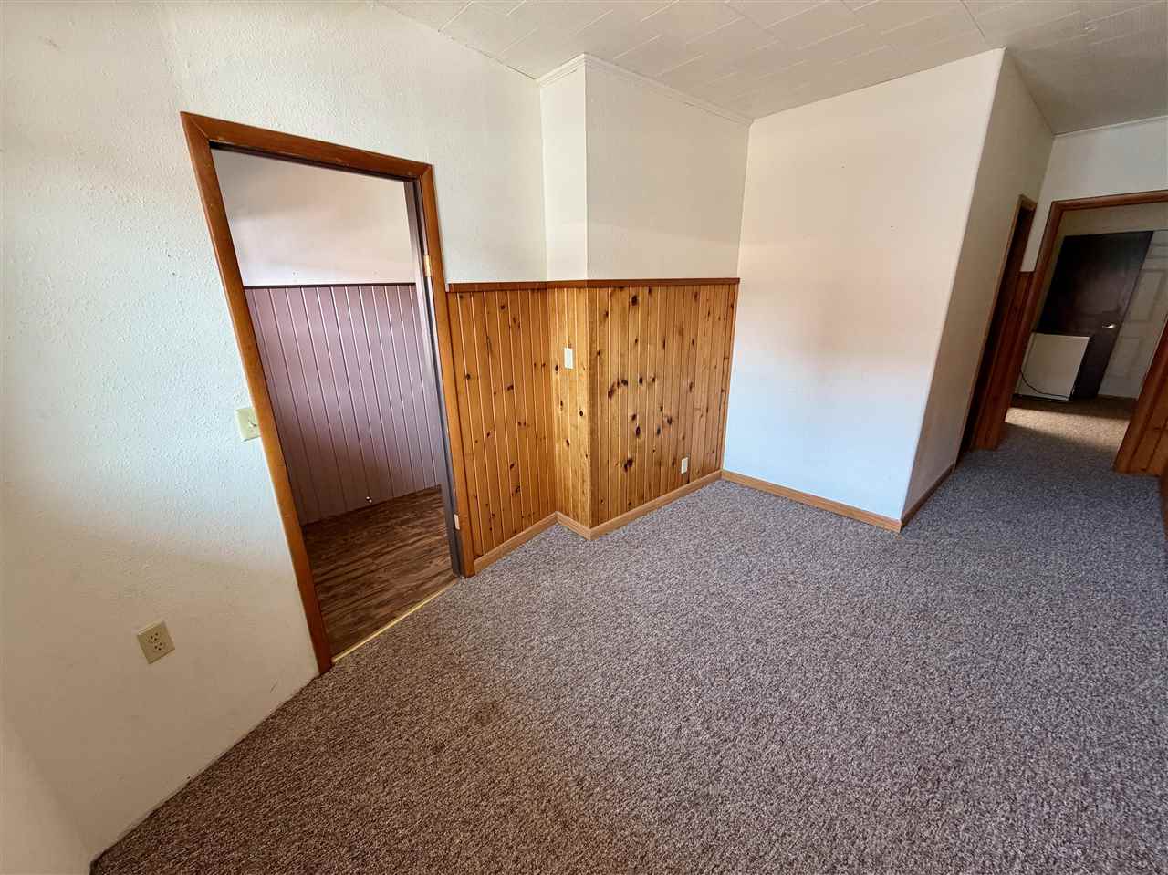 103 S Main Street North English IA 52316