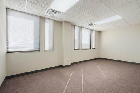 3100 E Avenue NW Cedar Rapids IA 52405