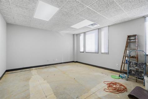 3100 E Avenue NW Cedar Rapids IA 52405