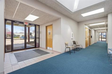 3100 E Avenue NW Cedar Rapids IA 52405