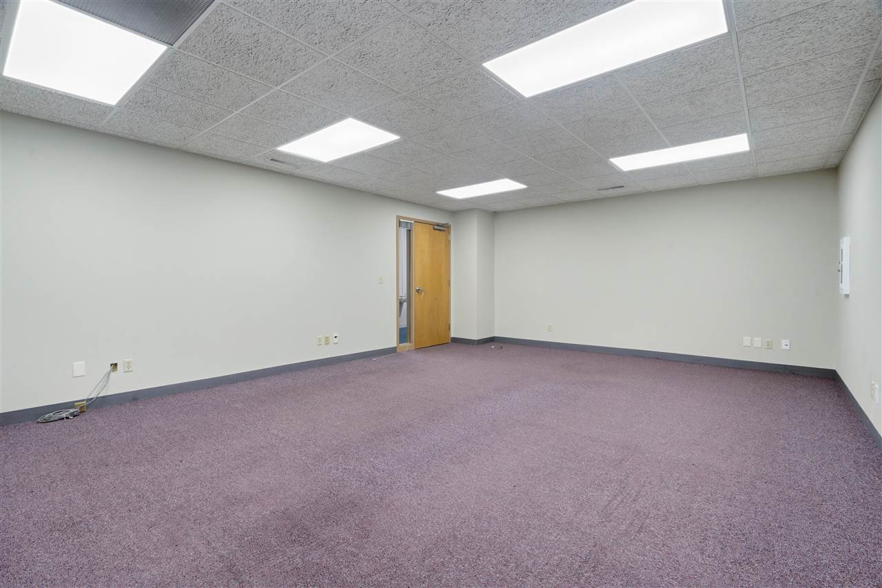 3100 E Avenue NW Cedar Rapids IA 52405