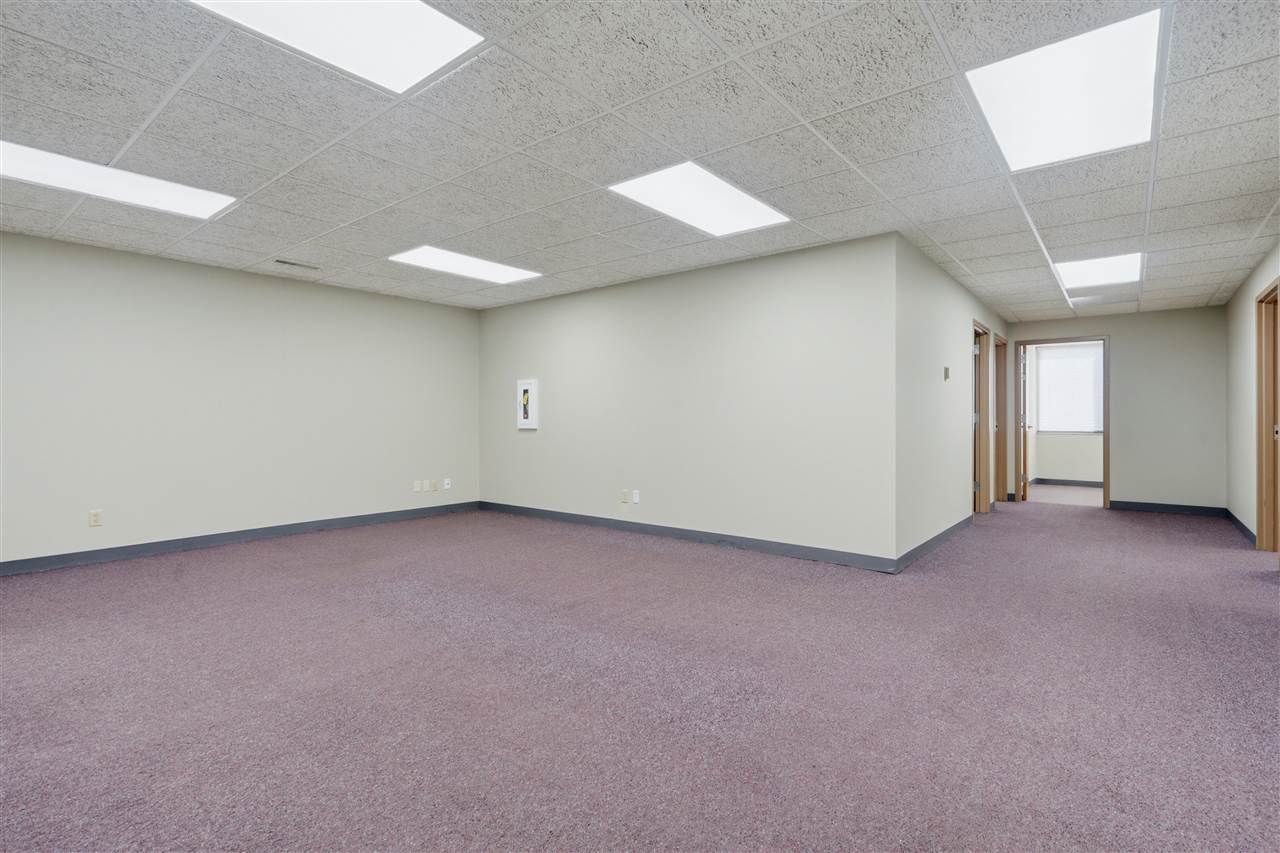3100 E Avenue NW Cedar Rapids IA 52405