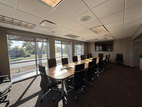 2720 NE 1st Avenue Cedar Rapids IA 52402