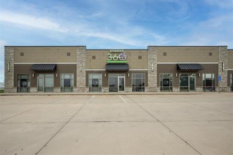 8806 Saint Martin Boulevard SW Cedar Rapids IA 52406