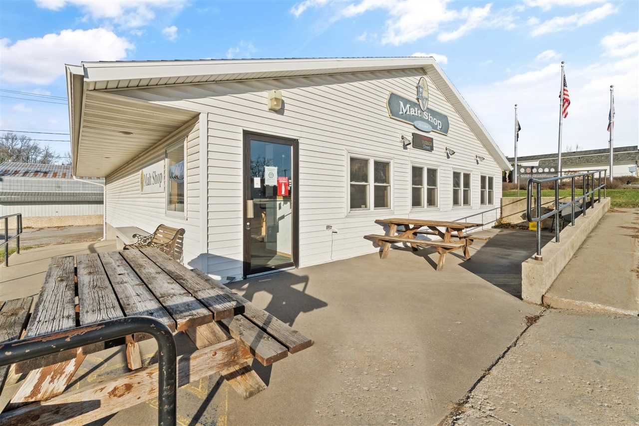 226 S Main Street North English IA 52316