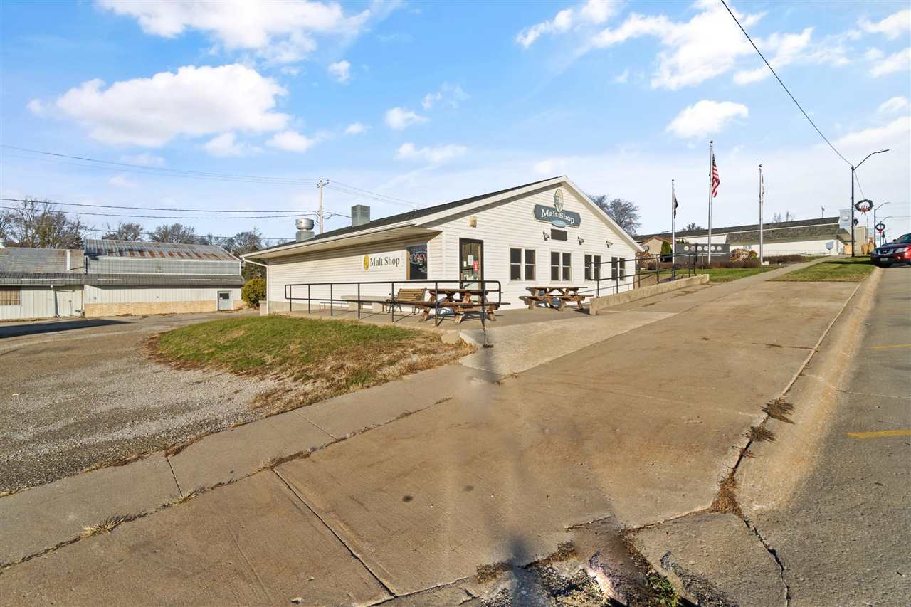 226 S Main Street North English IA 52316