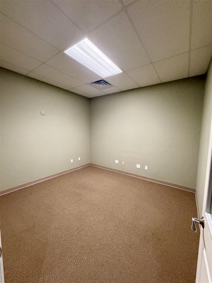 2140 Norcor Avenue #104 Coralville IA 52241