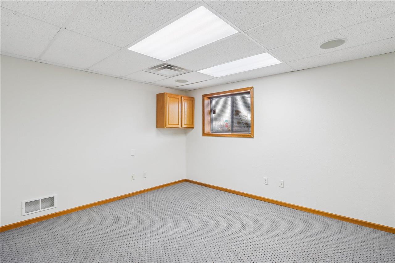 995 238th Street NE North Liberty IA 52317