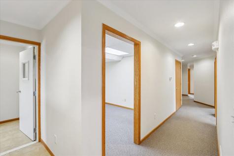 995 238th Street NE North Liberty IA 52317