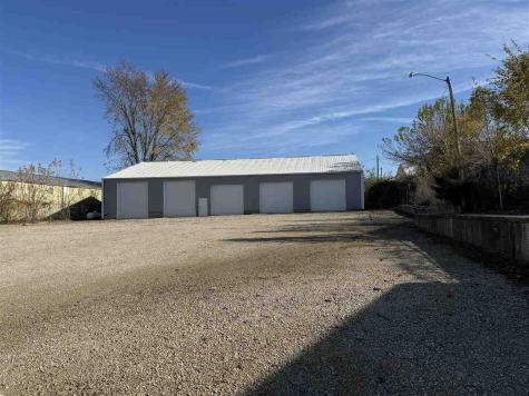 805 50th Street Marion IA 52302