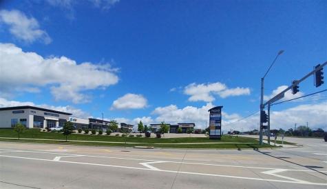 1950 Blairs Ferry Road Hiawatha IA 52233