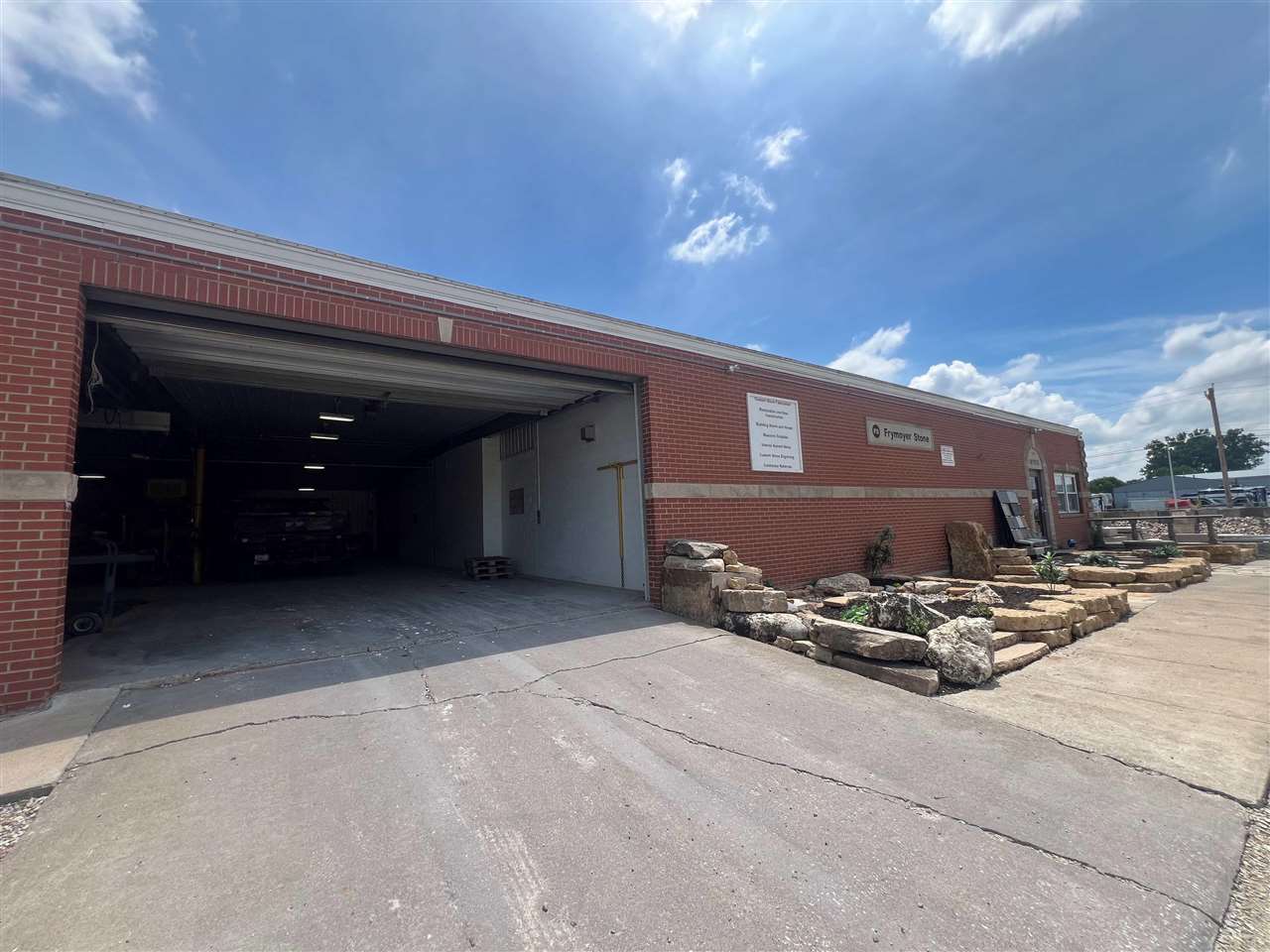 205 S 35th Street Bettendorf IA 52722