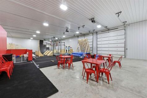 5315 Oakcrest Hill Road Hills IA 52235