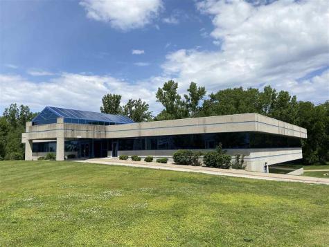 6300 Rockwell Drive NE Cedar Rapids IA 52402