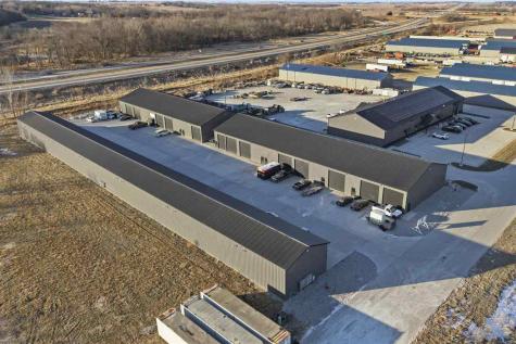 5315 Oakcrest Hill Road Hills IA 52235