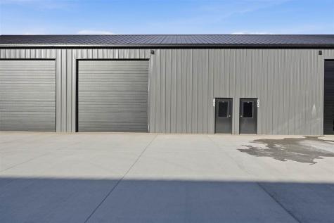 5315 Oakcrest Hill Road Hills IA 52235