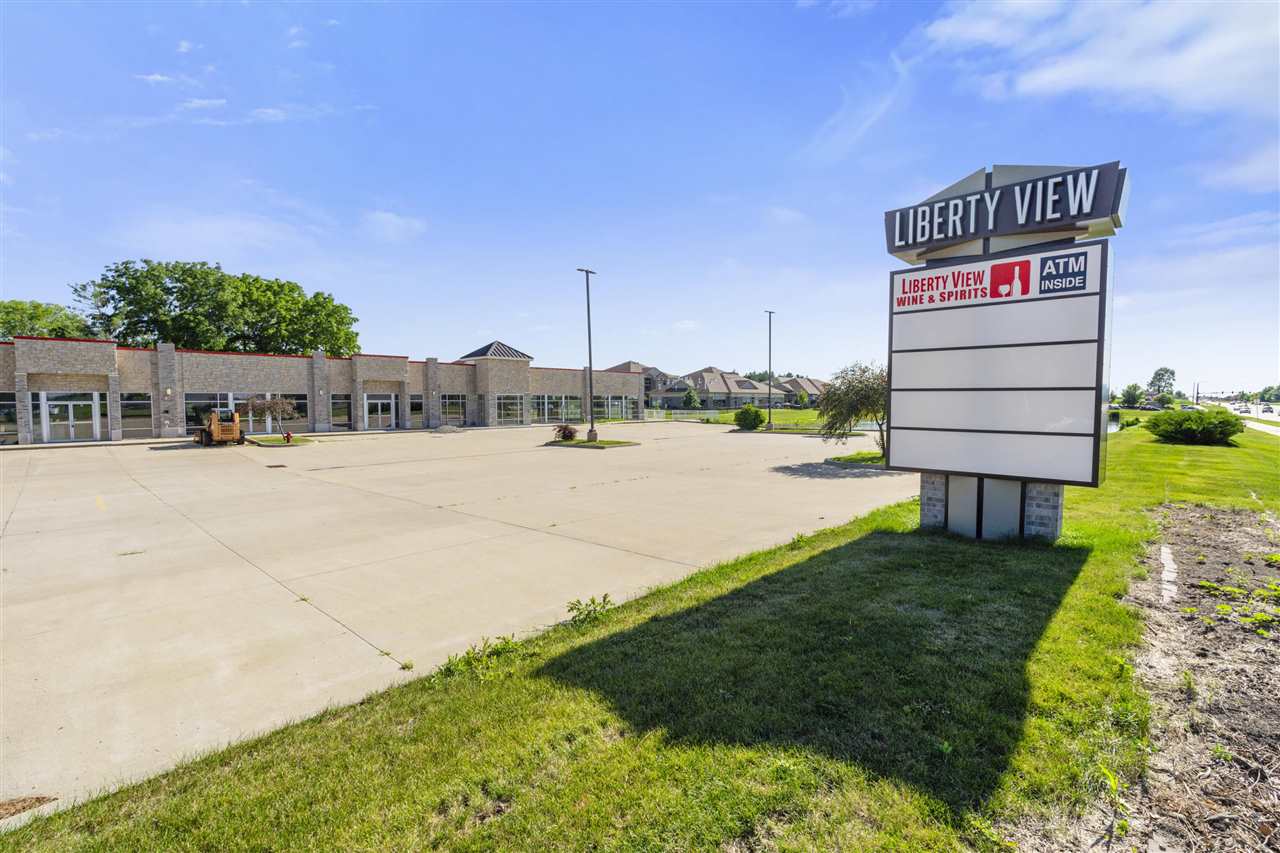 595 Country Lane North Liberty IA 52317