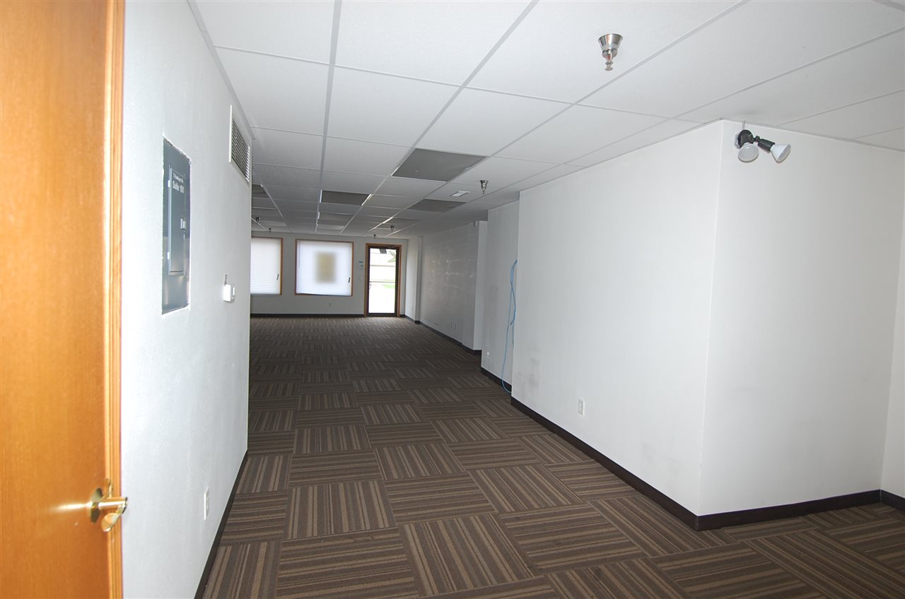 7 Hawkeye Drive North Liberty IA 52317