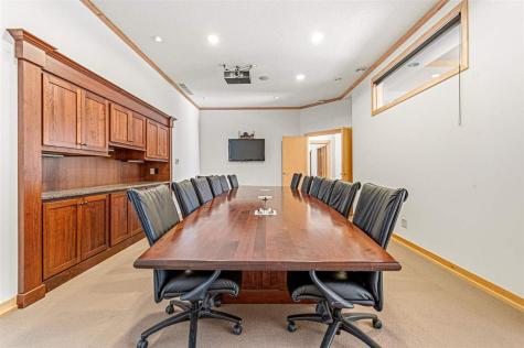 2425 Oakdale Boulevard Coralville IA 52241