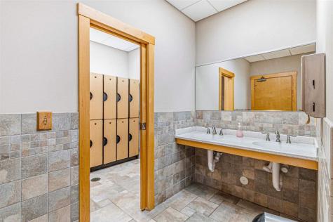 2425 Oakdale Boulevard Coralville IA 52241