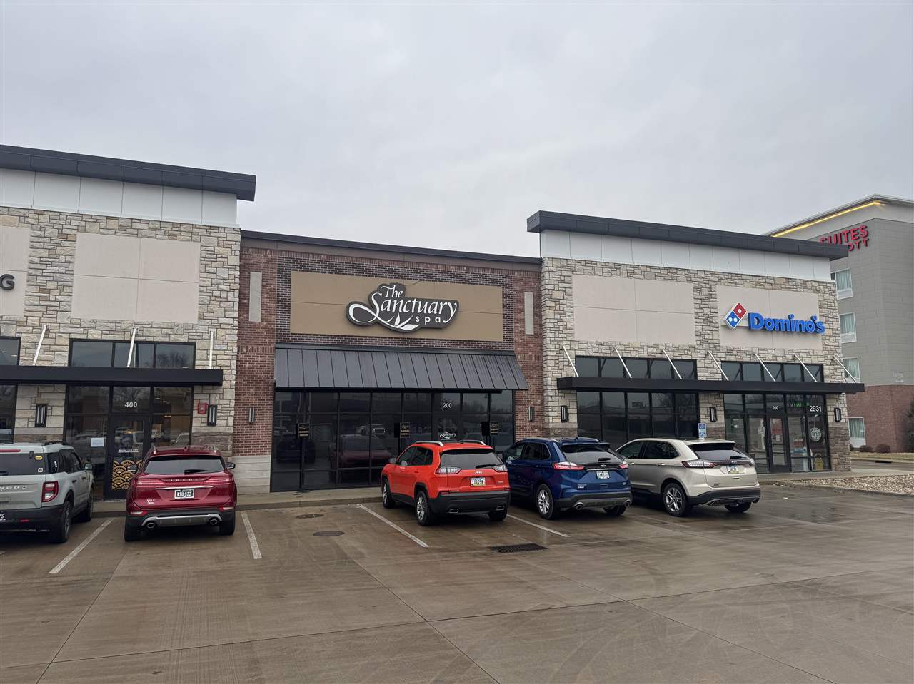 Marion IA, 2931 7TH Avenue, Unit 200