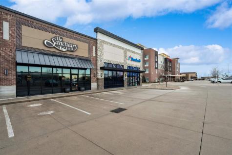2931 7th Avenue Marion IA 52302