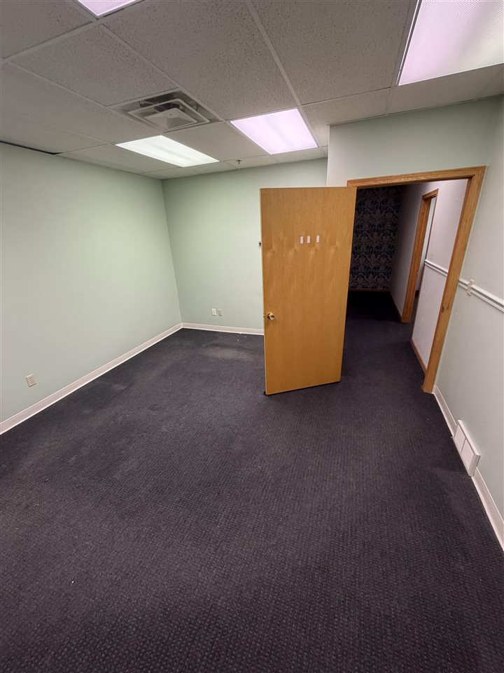 702 S Gilbert Iowa City IA 52240
