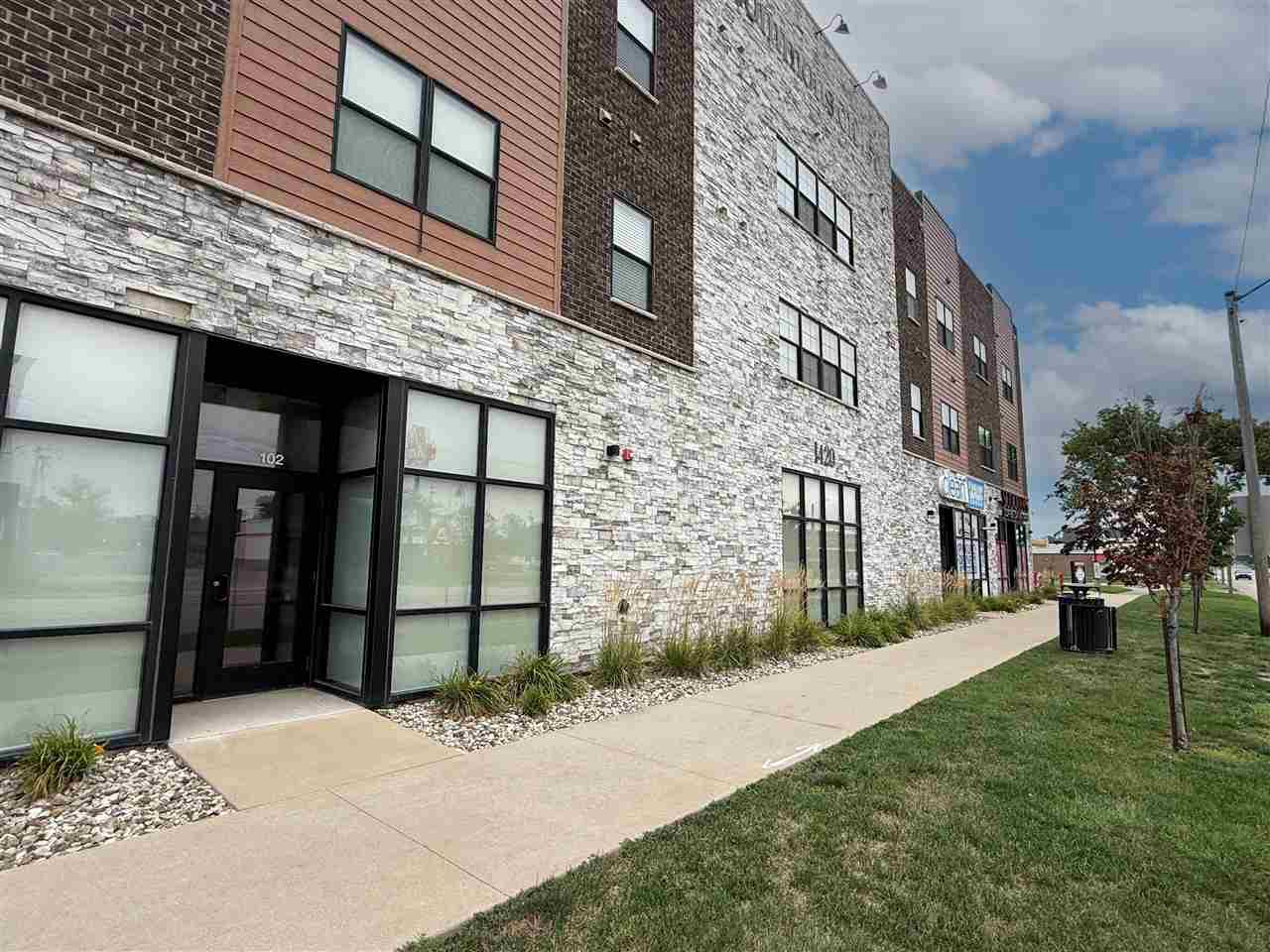 1420 1st Avenue NE Cedar Rapids IA 52402
