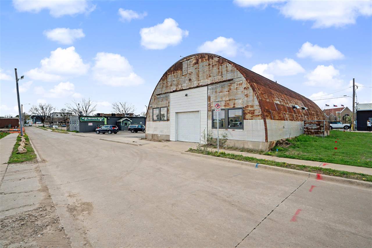 44 17th Avenue SW Cedar Rapids IA 52404