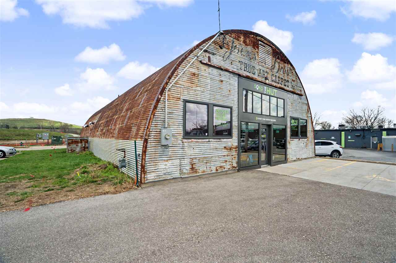 44 17th Avenue SW Cedar Rapids IA 52404