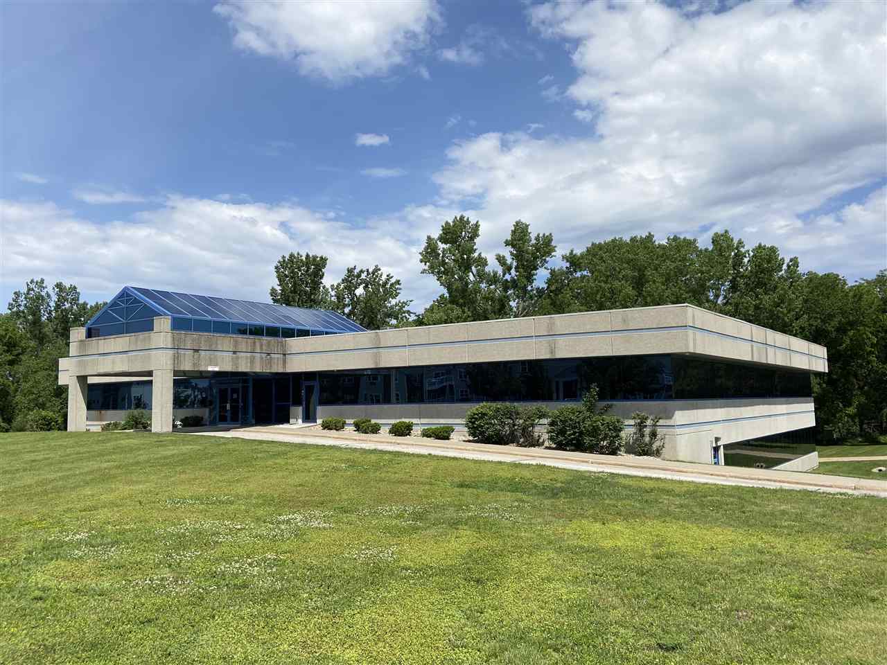6300 Rockwell Drive NE Cedar Rapids IA 52402