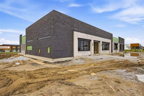 3224 Crosspark Road Coralville IA 52241