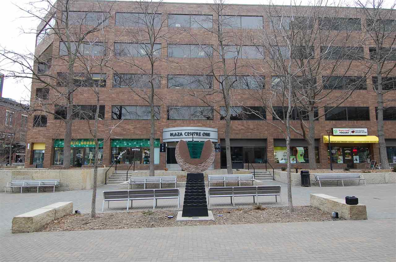 125 S Dubuque Street Iowa City IA 52240