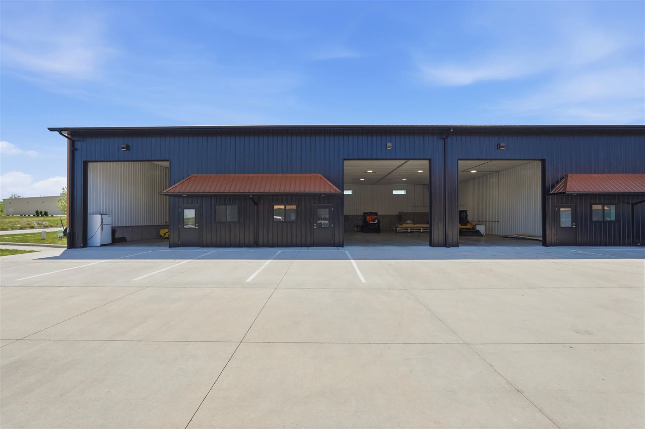 2485 Naples Avenue SW Iowa City IA 52240